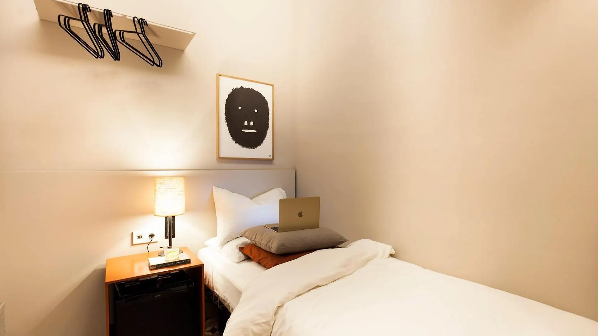 Hotel Destinationbcn - Universitat Rooms Barcelona Spain