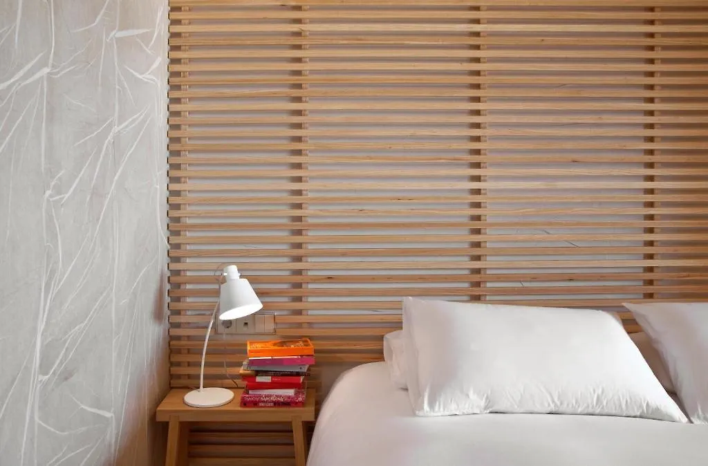 Destinationbcn - Universitat Rooms Barcelona 0*,