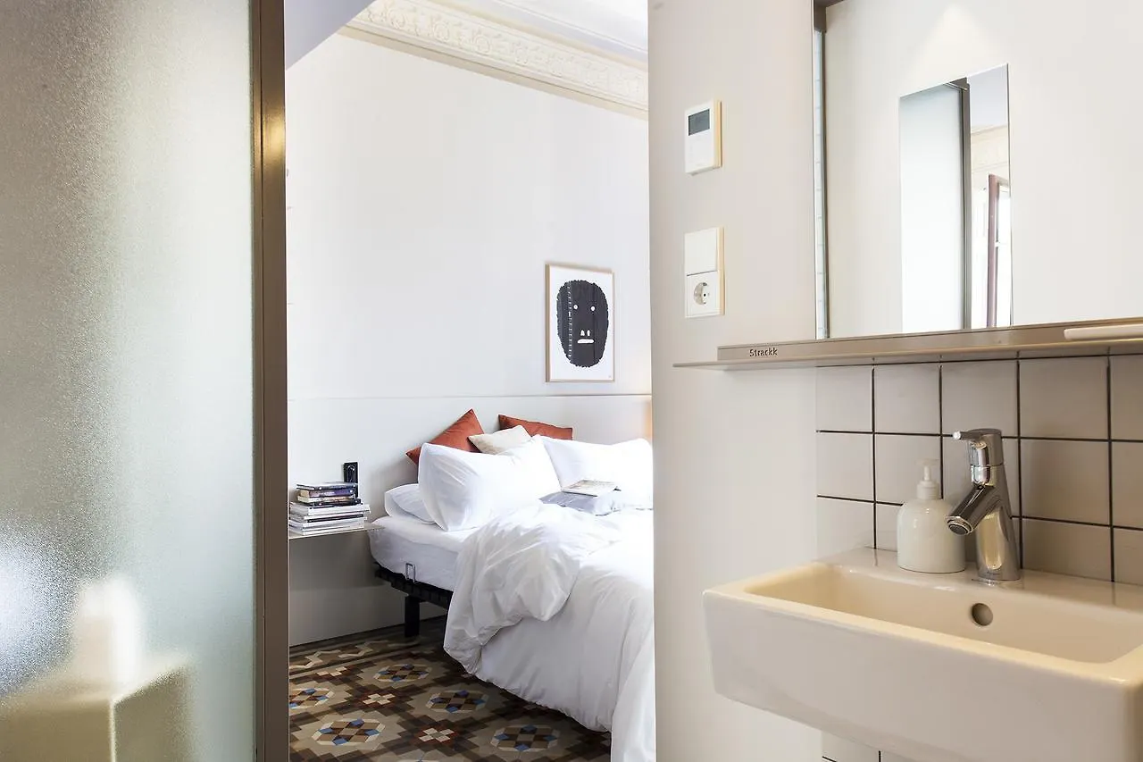 Destinationbcn - Universitat Rooms Barcelona 0*,  Spain