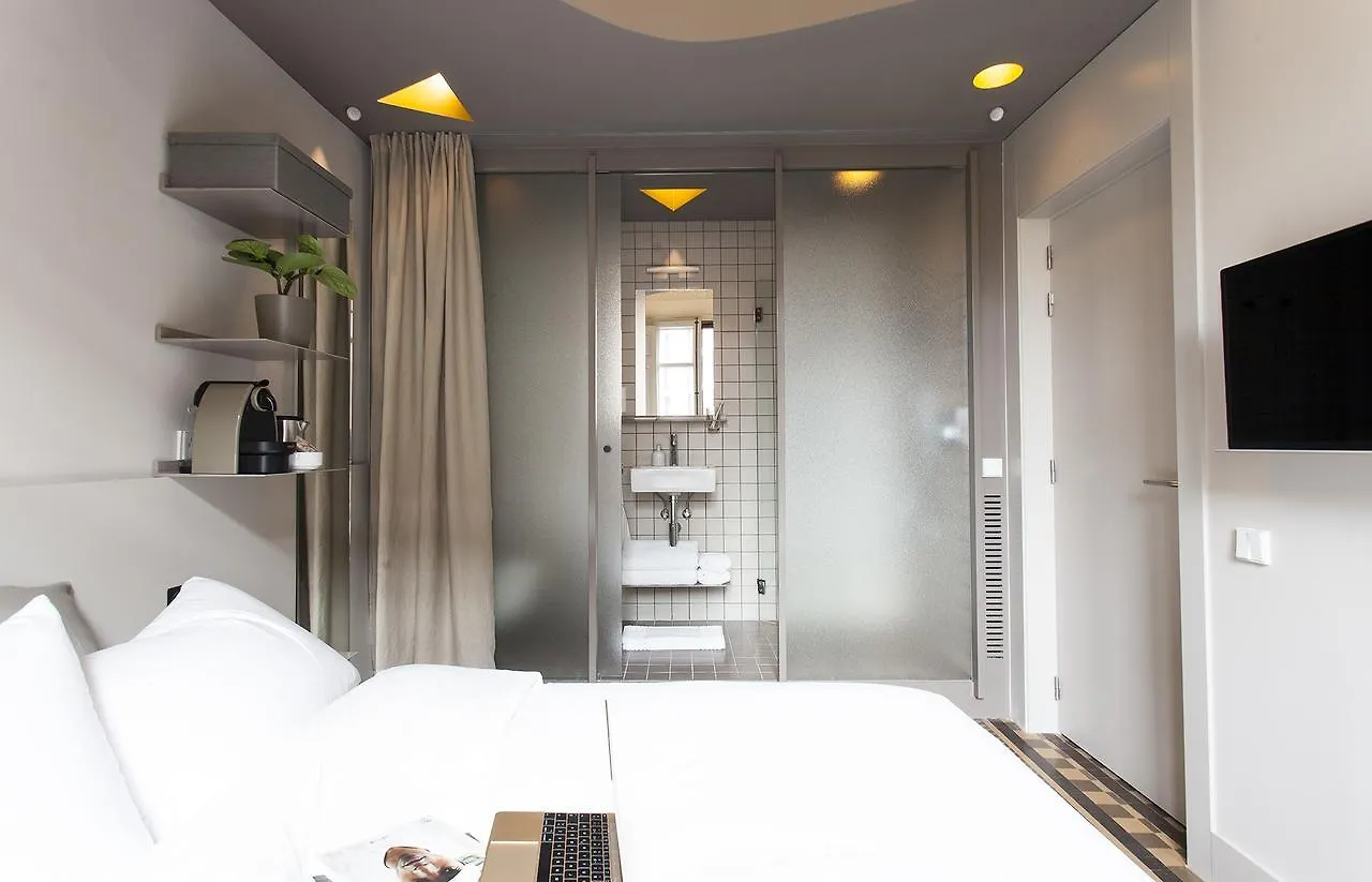 Destinationbcn - Universitat Rooms Barcelona 0*,